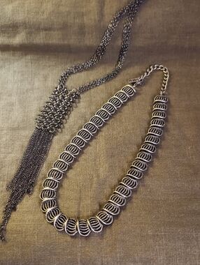 Silver‑Tone Chain & Beaded Necklace Set – Vintage / Statement Style